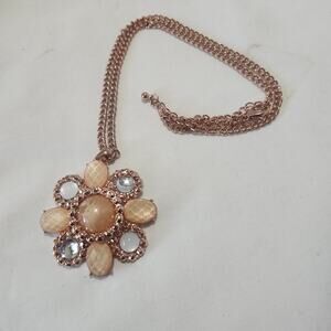 Flower Oendant Necklace Gold Various Stones 18 inches B21